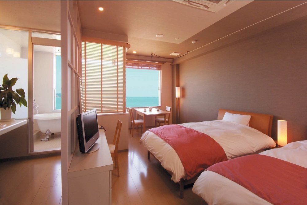 Kamogawa Universe Hotel Zewnętrze zdjęcie